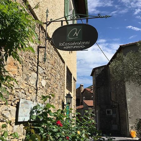 La Casa Dei Nonni Castelbianco Bed and Breakfast Colletta Exteriör bild
