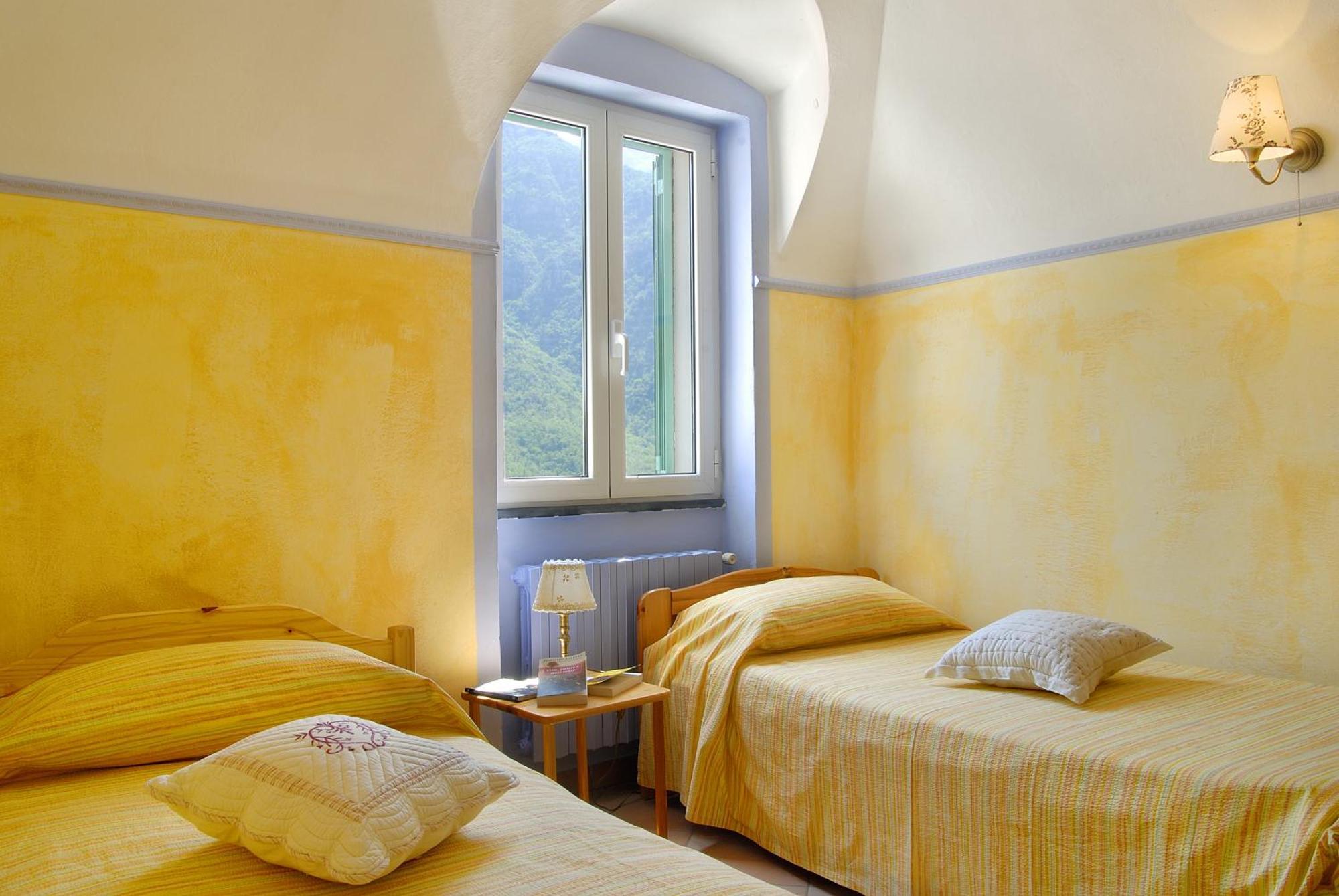 La Casa Dei Nonni Castelbianco Bed and Breakfast Colletta Exteriör bild